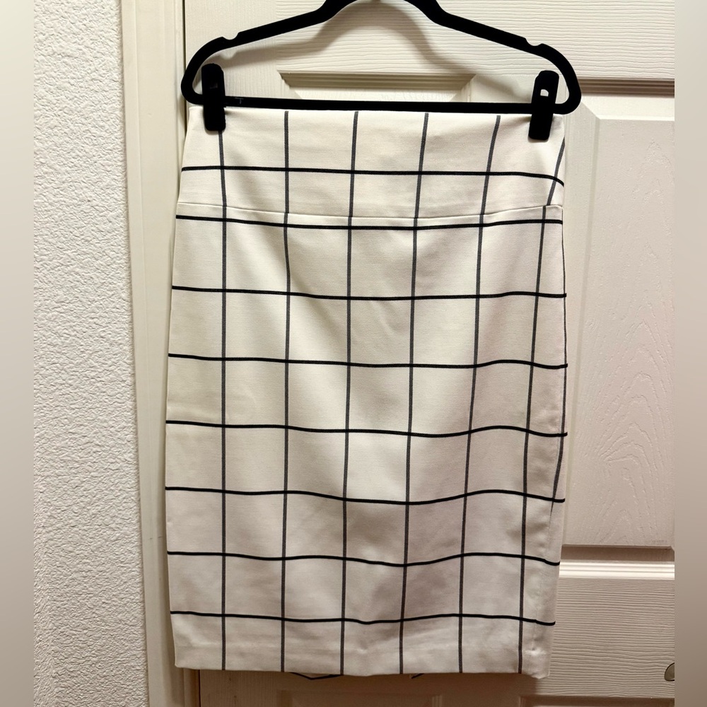 Express White and Black Grid Pencil Skirt